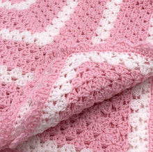 Load image into Gallery viewer, Crochet baby blanket
